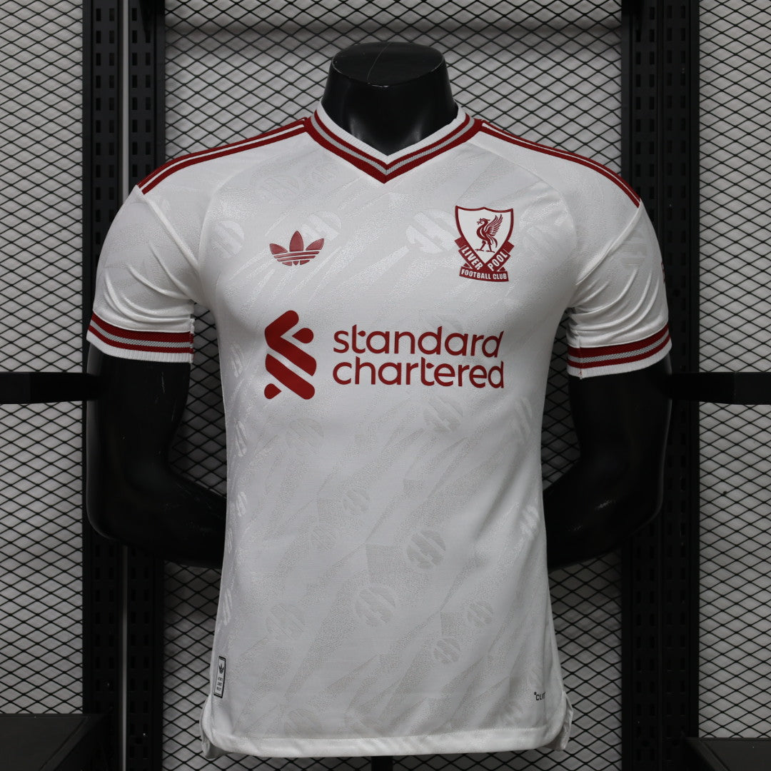 LIVERPOOL EXTÉRIEUR 26-27 — PLAYER VERSION