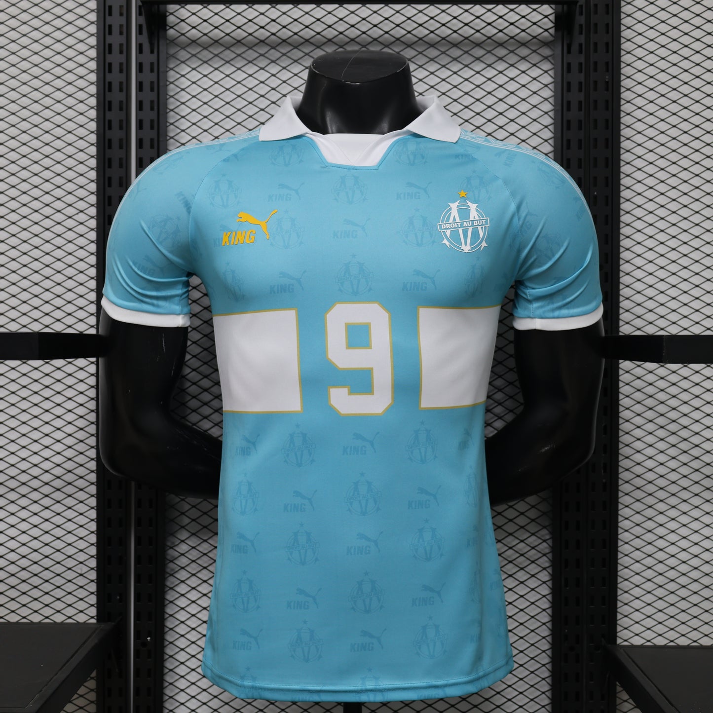 MARSEILLE BLEU CIEL 26 — PLAYER VERSION