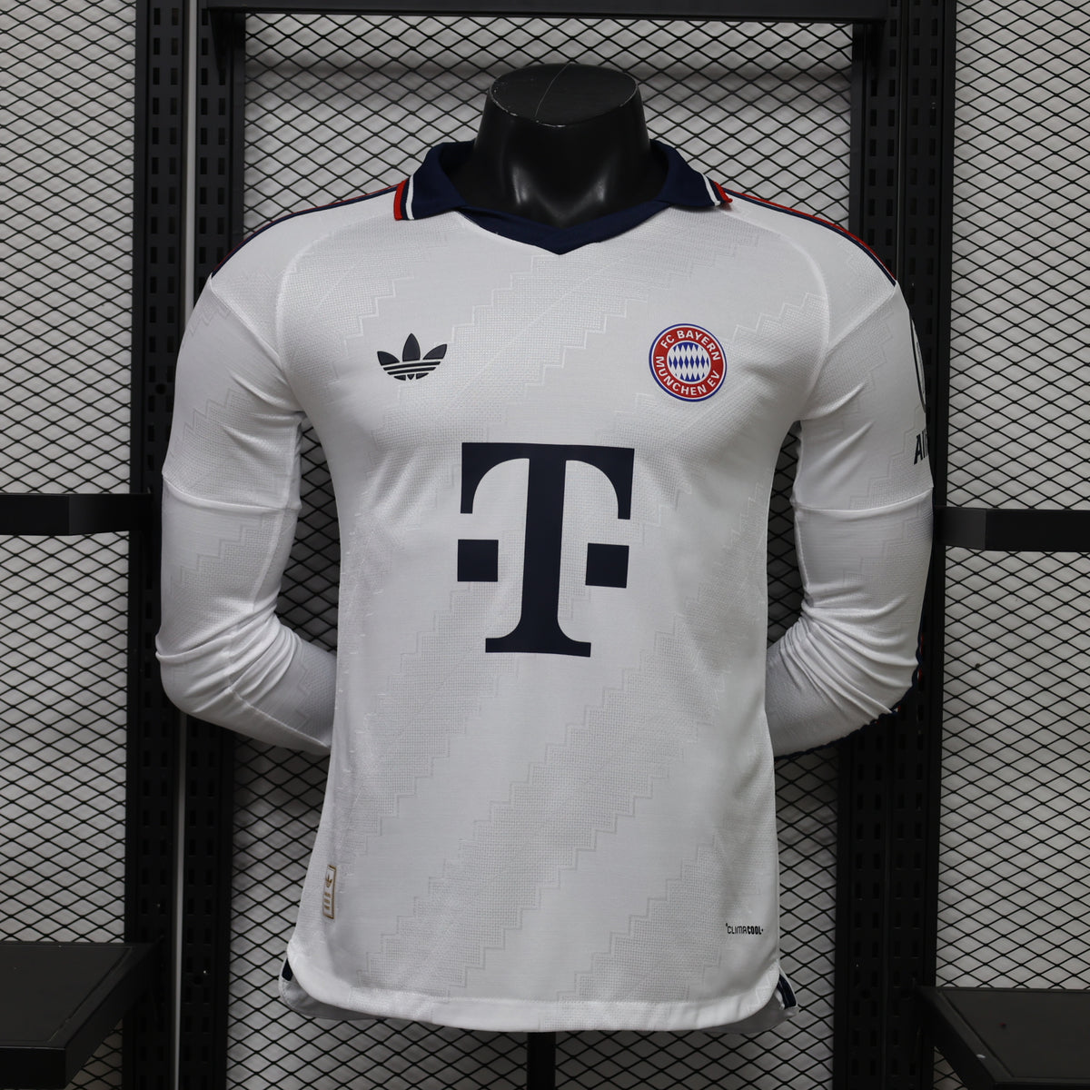 BAYERN MUNICH EXTÉRIEUR MANCHES LONGUES  26-27 — PLAYER VERSION