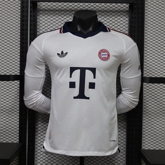 BAYERN MUNICH EXTÉRIEUR MANCHES LONGUES  26-27 — PLAYER VERSION